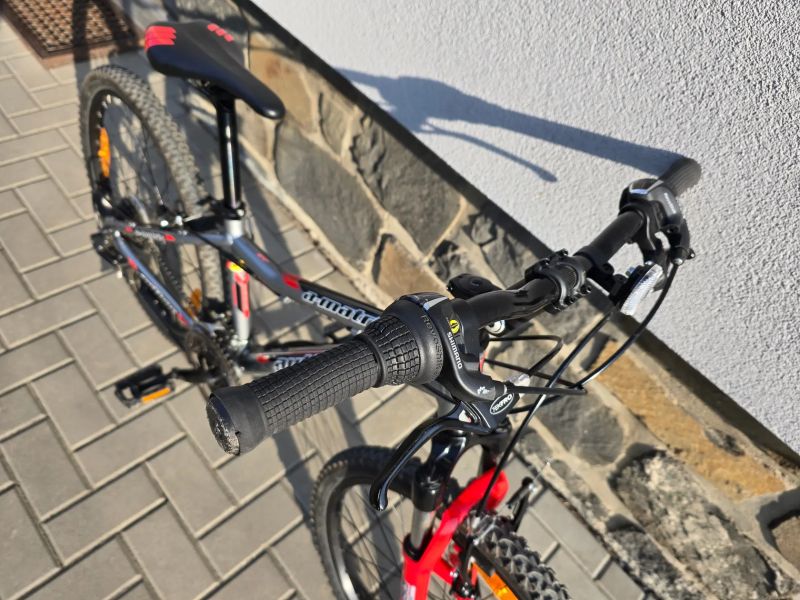 Author Matrix 24" (rám 12,5") – super stav, málo jeté