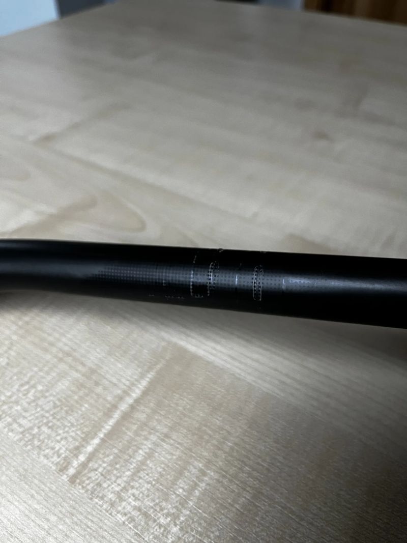 Karbonová super lehká Řídítka 35mm a Představec RACEFACE