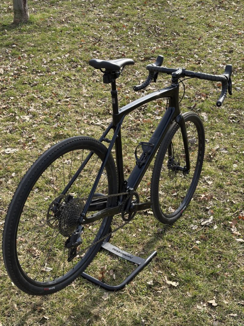 Rock Machine Gravelride CRB 900 AXS