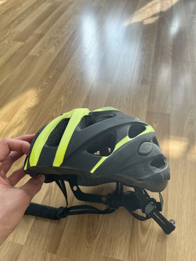 Cyklistická helma Etape TWISTER - velikost S/M