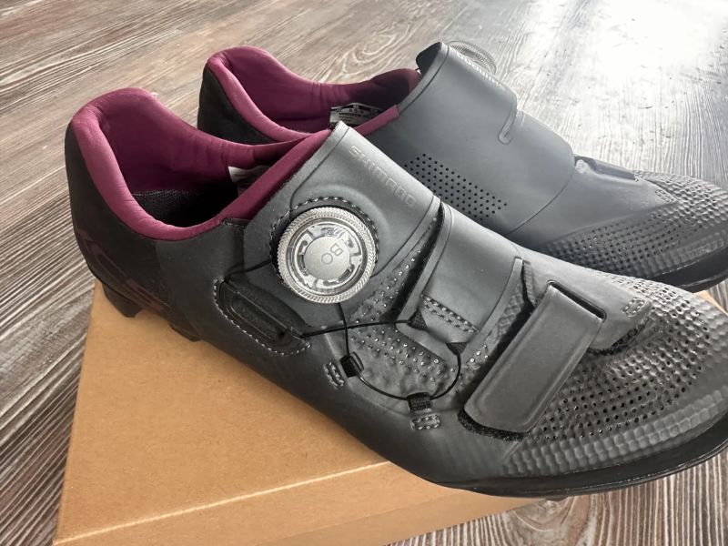 ámské MTB tretry Shimano SH-XC300 (vel. 41) – TOP stav, 1x jeté