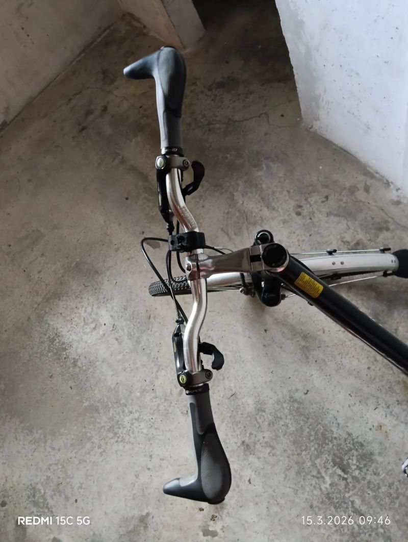 Trekingové kolo Zn. GT