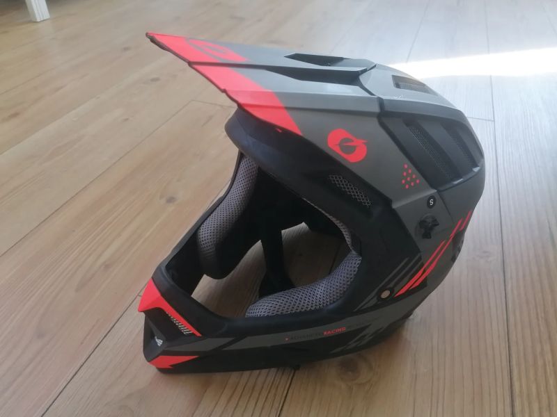 Integrální přilba - O'NEAL Backflip STRIKE 2024 