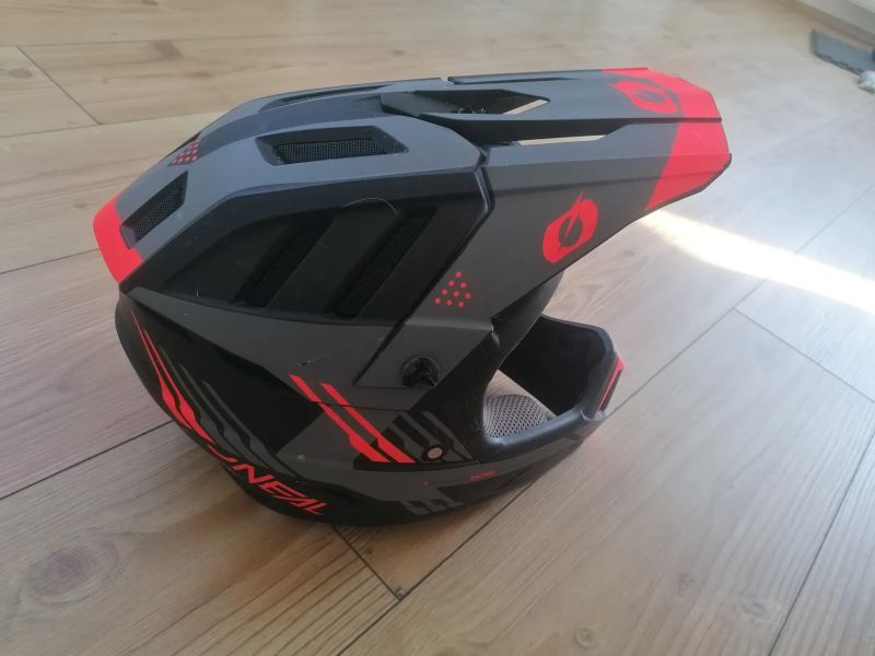 Integrální přilba - O'NEAL Backflip STRIKE 2024 