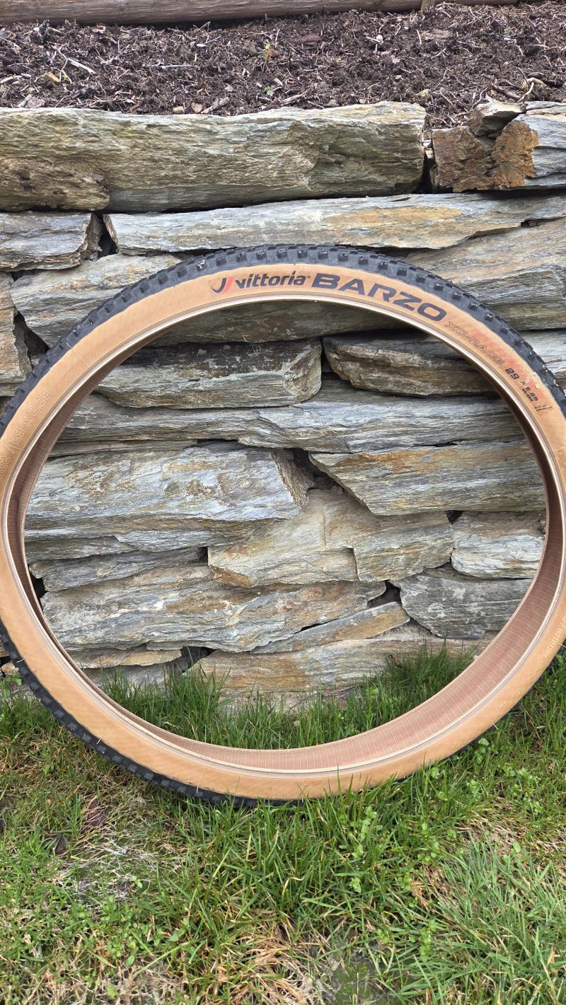 Plášť Vittoria Barzo 