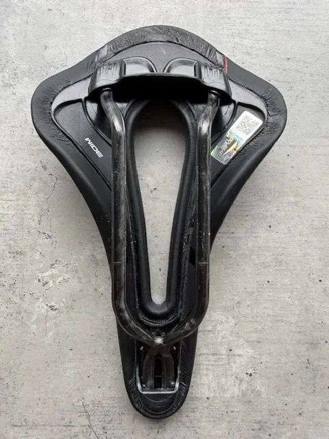 Prodám karbonové sedlo Selle San Marco Shortfit CFX OPEN wide