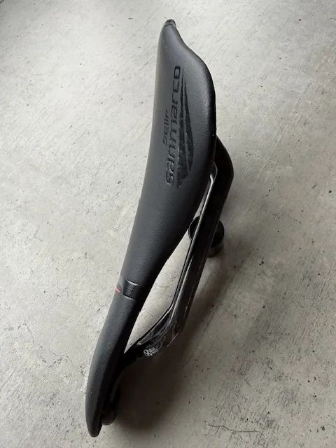 Prodám karbonové sedlo Selle San Marco Shortfit CFX OPEN wide