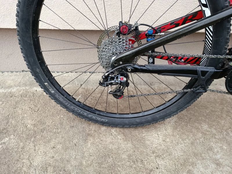 Specialized Stupjumper Exper 29" Carbon 