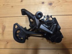 Prodám 2x jetou 12s přehazovačku Shimano XT 8100