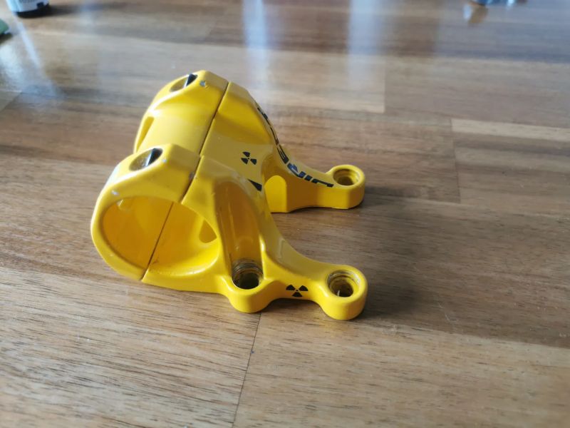 Integrovany představec Nukeproof 