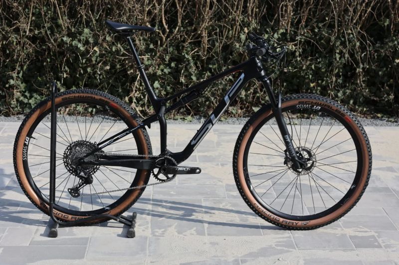 Superior Team XF Issue 