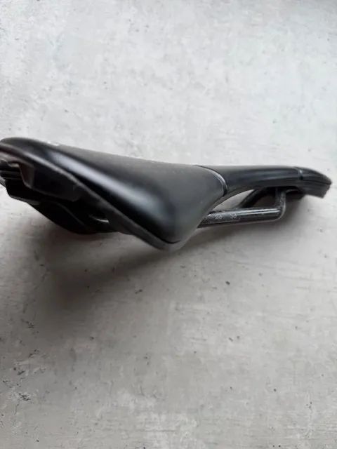 Prodám karbonové sedlo Prologo SCRATCH M5