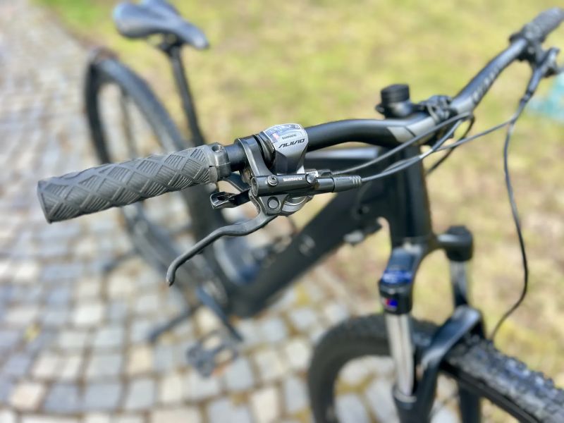 Specialized Turbo Levo HT 29” – vel. S – nájezd jen 2 000 km! ⚡