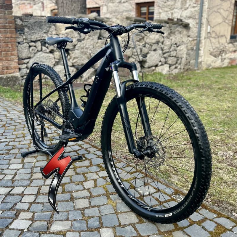 Specialized Turbo Levo HT 29” – vel. S – nájezd jen 2 000 km! ⚡