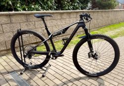 Canyon Lux CF