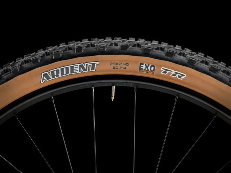 Kolo TREK MARLIN 7 Gen 3, vel. M/L_NOVÉ_ZÁRUKA