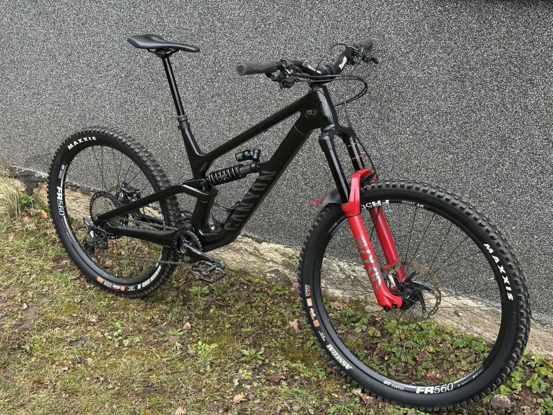 Canyon Torque CF8 Mullet 