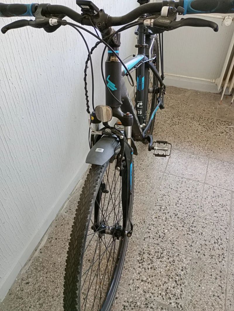 Leader Fox Viatic Kross 28