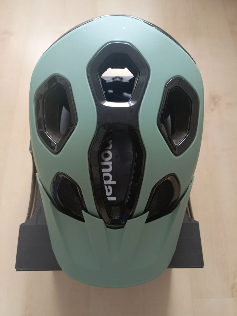 Cyklistická helma Cannondale, vel. 54-58, NOVÁ