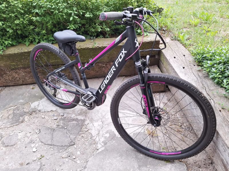 Leader Fox Bend - dámské elektrokolo