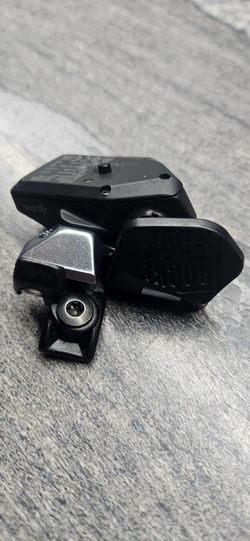 RockShox Reverb AXS ovladač