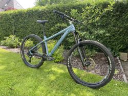 Nukeproof Scout 275
