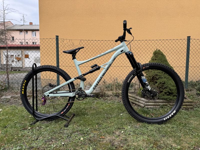 Specialized Specialized Status FR build. TOP STAV!