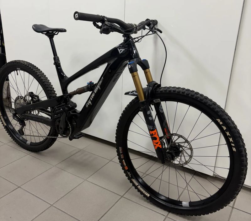 YT Industries YT DECOY 29” CORE 4 ALL-Mountine