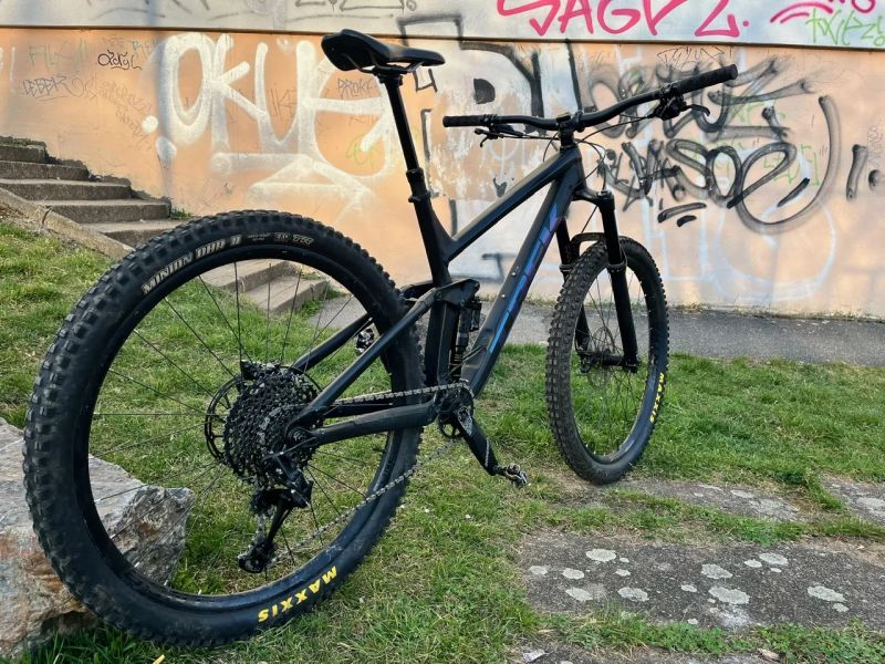 Trek Slash 8