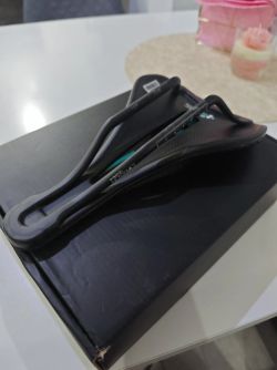 Nové carbonove 3D sedlo RYET