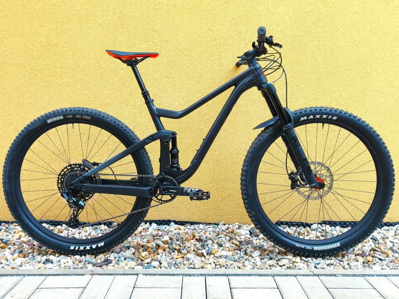 Scott Genius 950 vel. M 29", zdvihy 150/150 mm, najeto 200 km, TOP STAV, PC 75 990 Kč