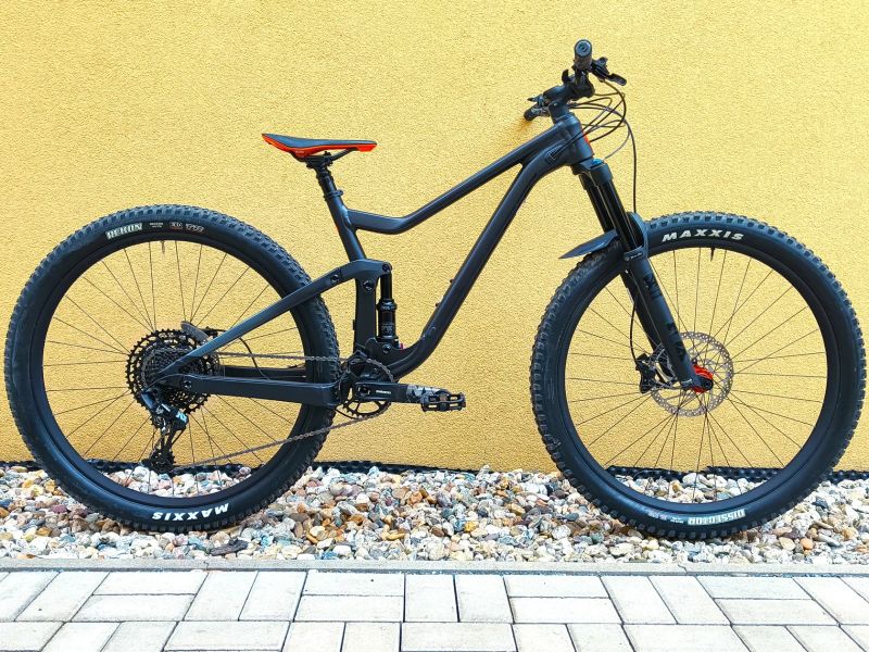 Scott Genius 950 vel. M 29", zdvihy 150/150 mm, najeto 200 km, TOP STAV, PC 75 990 Kč