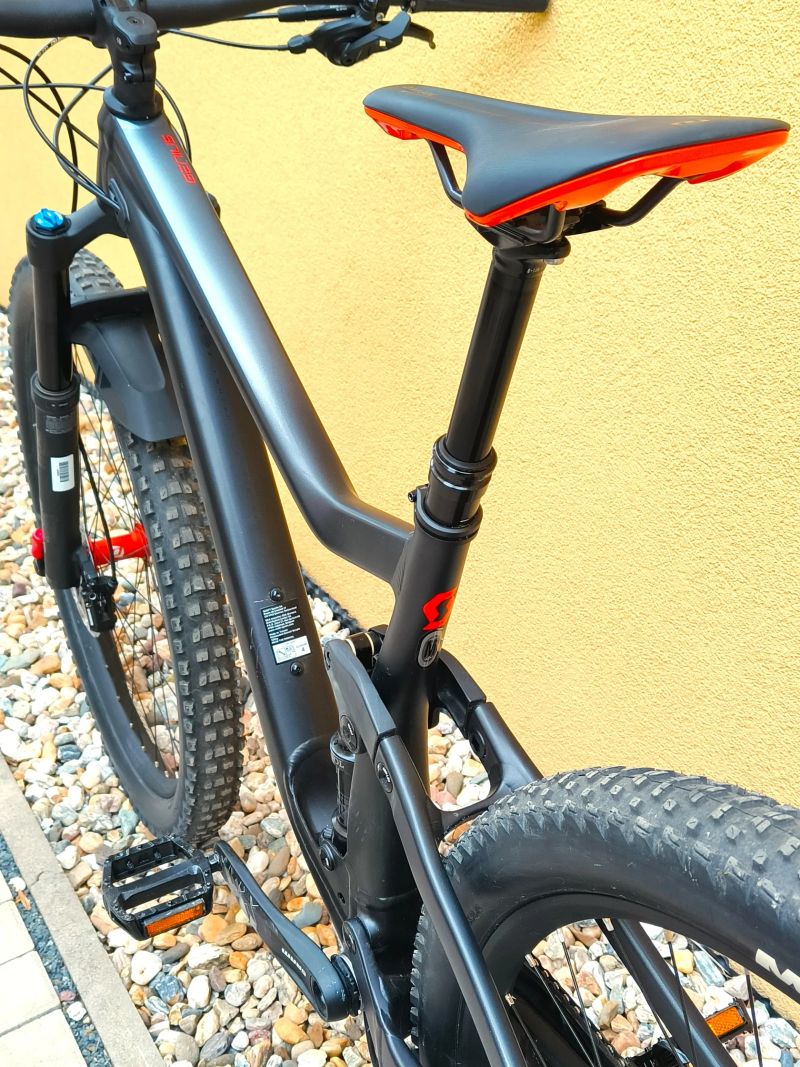 Scott Genius 950 vel. M 29", zdvihy 150/150 mm, najeto 200 km, TOP STAV, PC 75 990 Kč