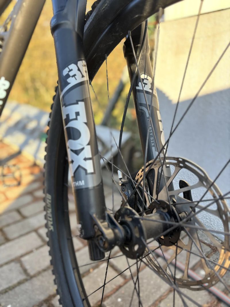 Prodám trailové, enduro-ready kolo Specialized Status 160