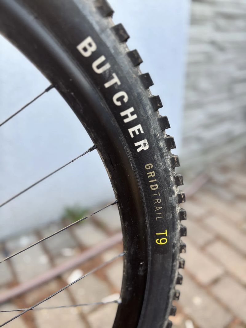 Prodám trailové, enduro-ready kolo Specialized Status 160