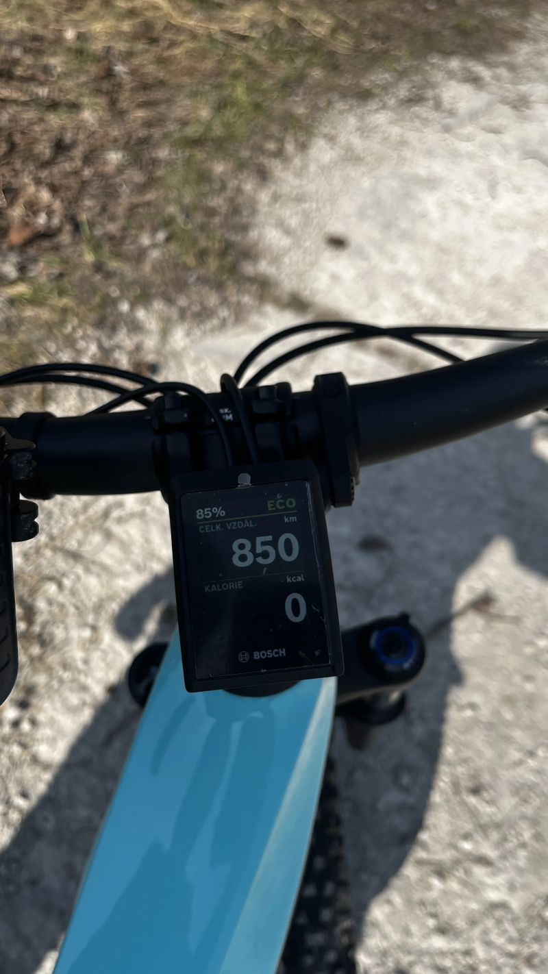 Cube Stereo hybrid 140 hpc race 750