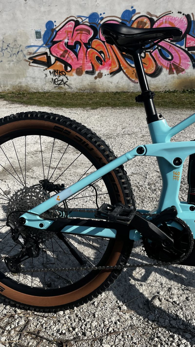 Cube Stereo hybrid 140 hpc race 750