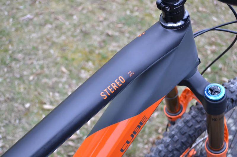 Cube Stereo 140 HPC TM 27.5 (L) Carbon Kashima Magura Vyron