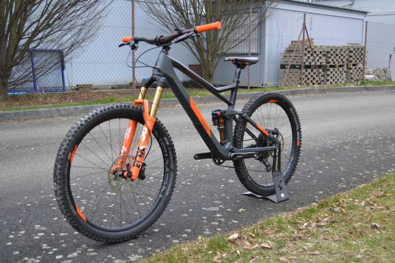 Cube Stereo 140 HPC TM 27.5 (L) Carbon Kashima Magura Vyron