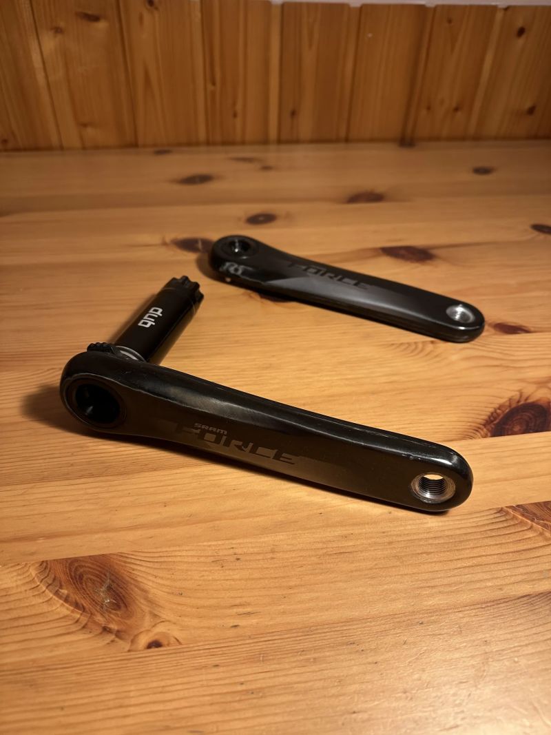 Kliky Sram Force D1 172,5mm