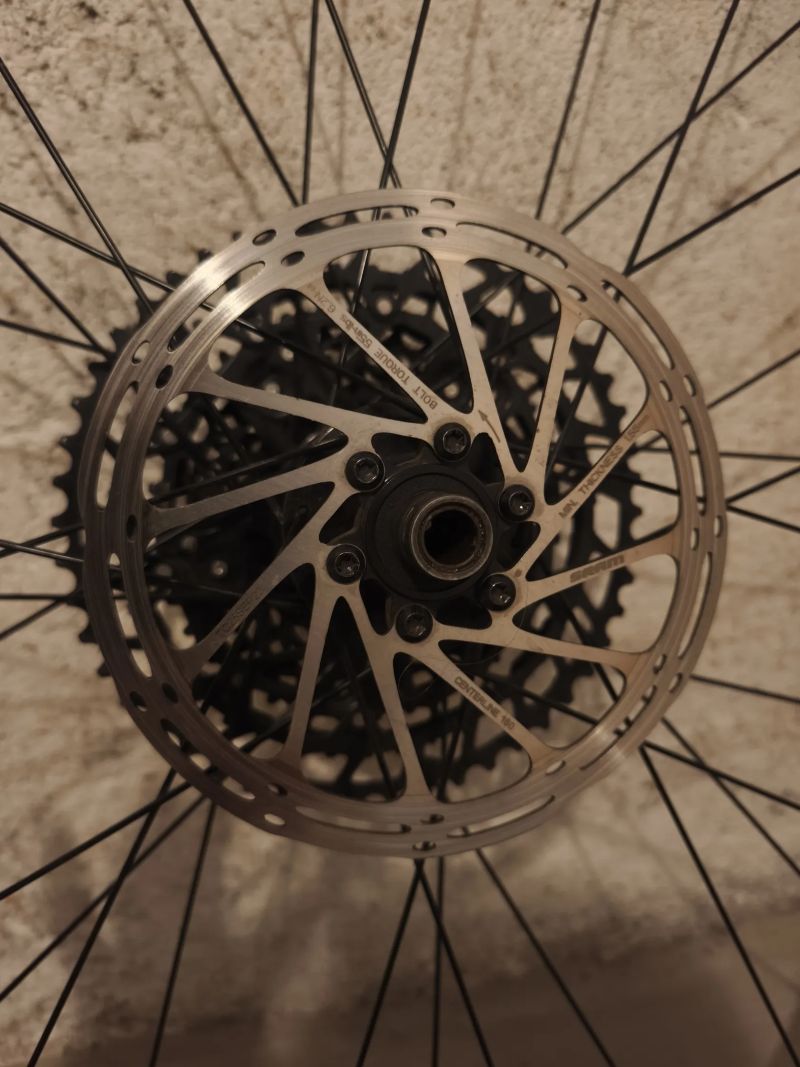 Zapletená kola Jalco / Formula – kazeta SRAM NX + kotouče SRAM Centerline