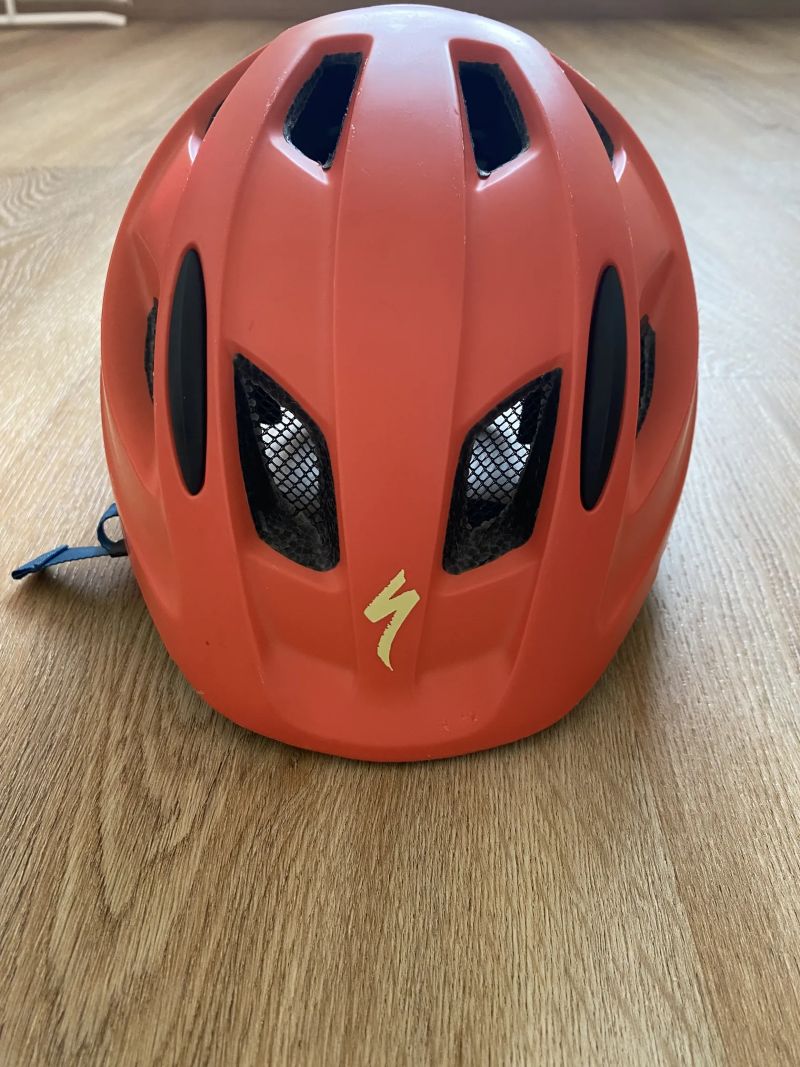 K prodeji dětská helma Specialized MIO, vel. 46-51cm