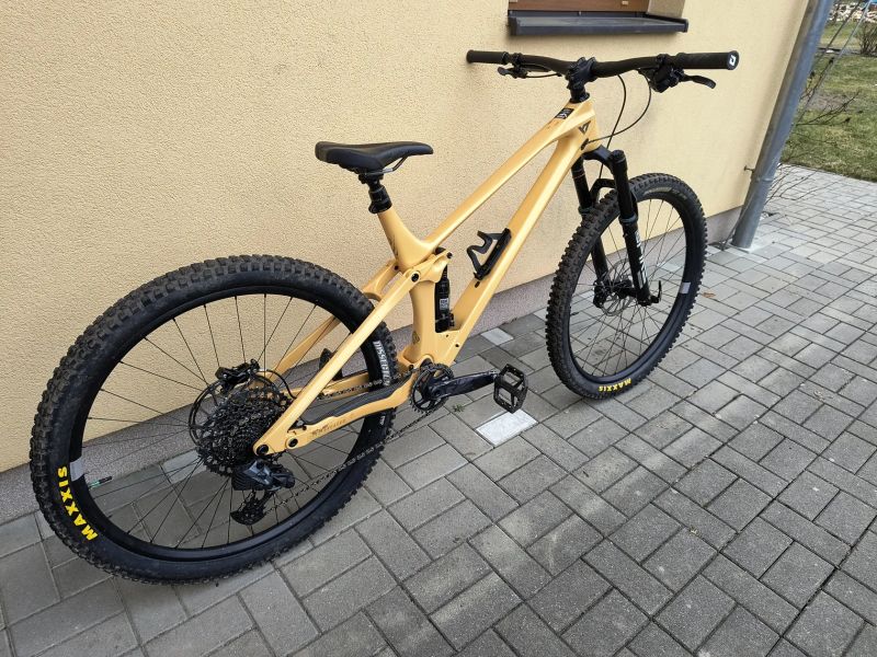 YT Industries Izzo Core 3