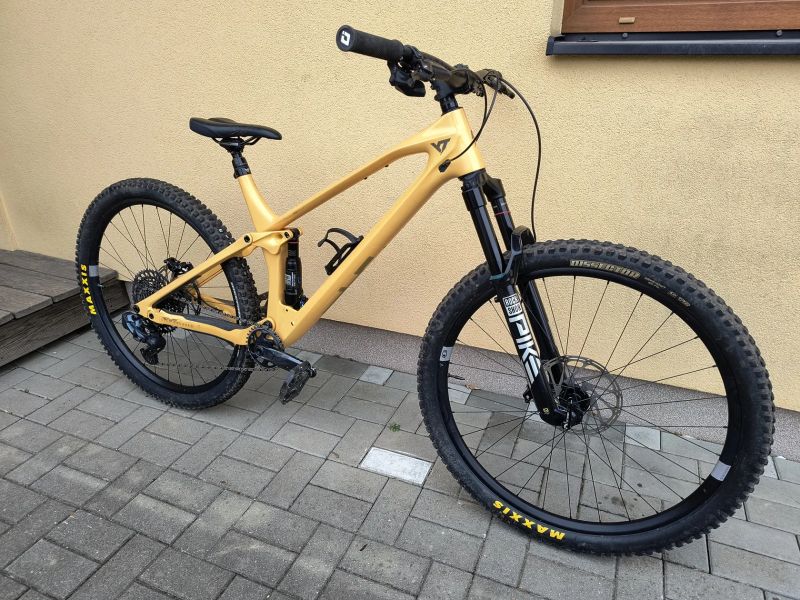 YT Industries Izzo Core 3