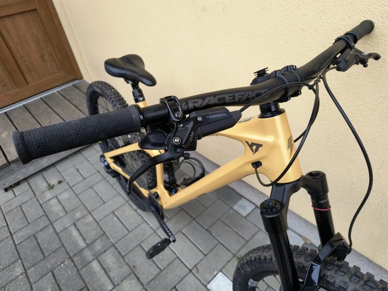 YT Industries Izzo Core 3