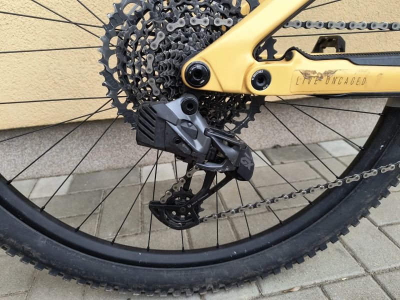 YT Industries Izzo Core 3