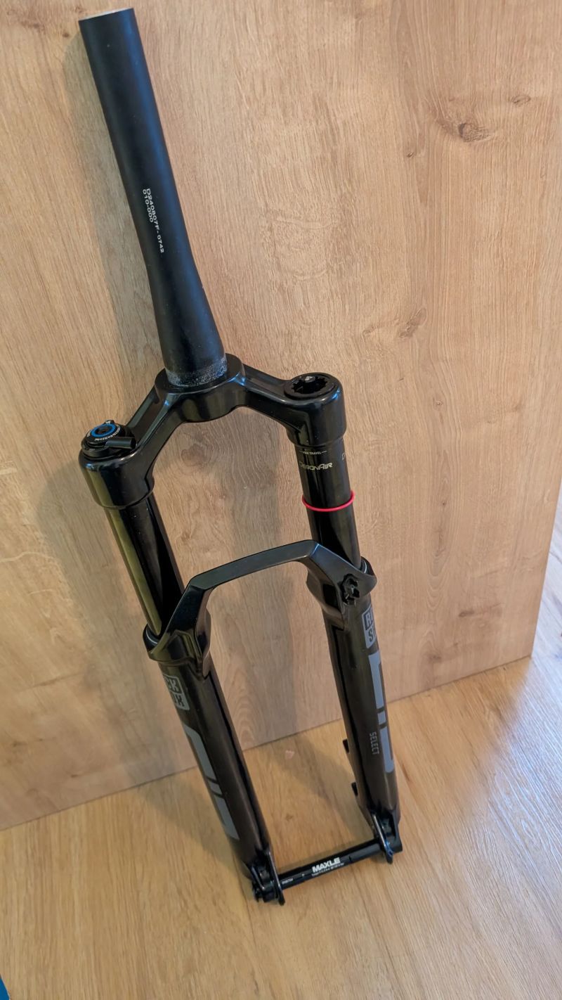 RockShox SID Select, Ride Dynamics developed 3 position, Remote adjust, Debon Air, 15x110mm