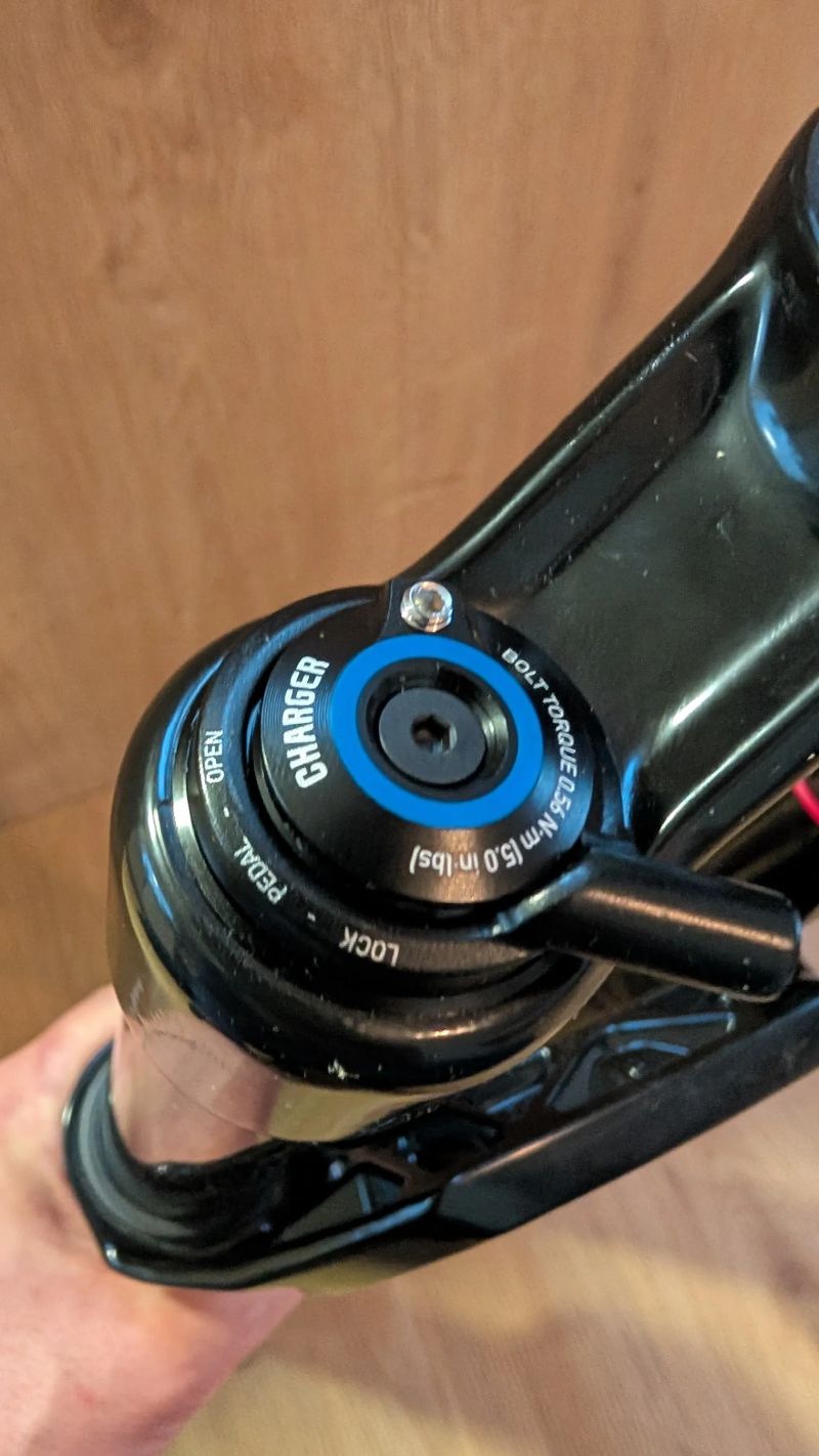 RockShox SID Select, Ride Dynamics developed 3 position, Remote adjust, Debon Air, 15x110mm