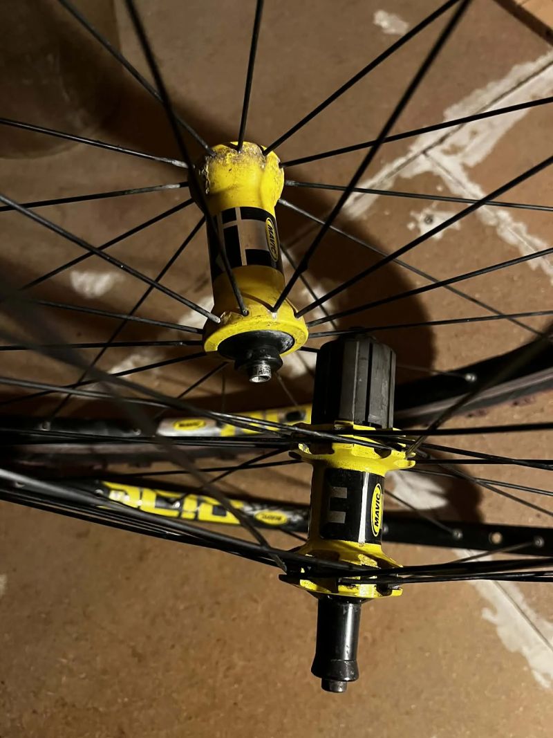 Mavic Crossride na ráfkové brzdy