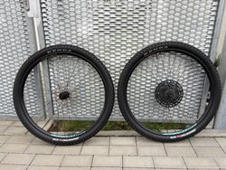 Zapletená kola WTB KOM light i25 29" - kazeta Sram NX Eagle 12sp